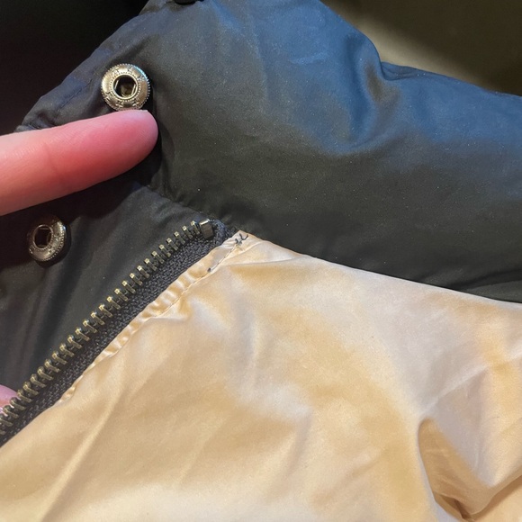 Small Talbots Women’s puffer vest - Picture 11 of 13